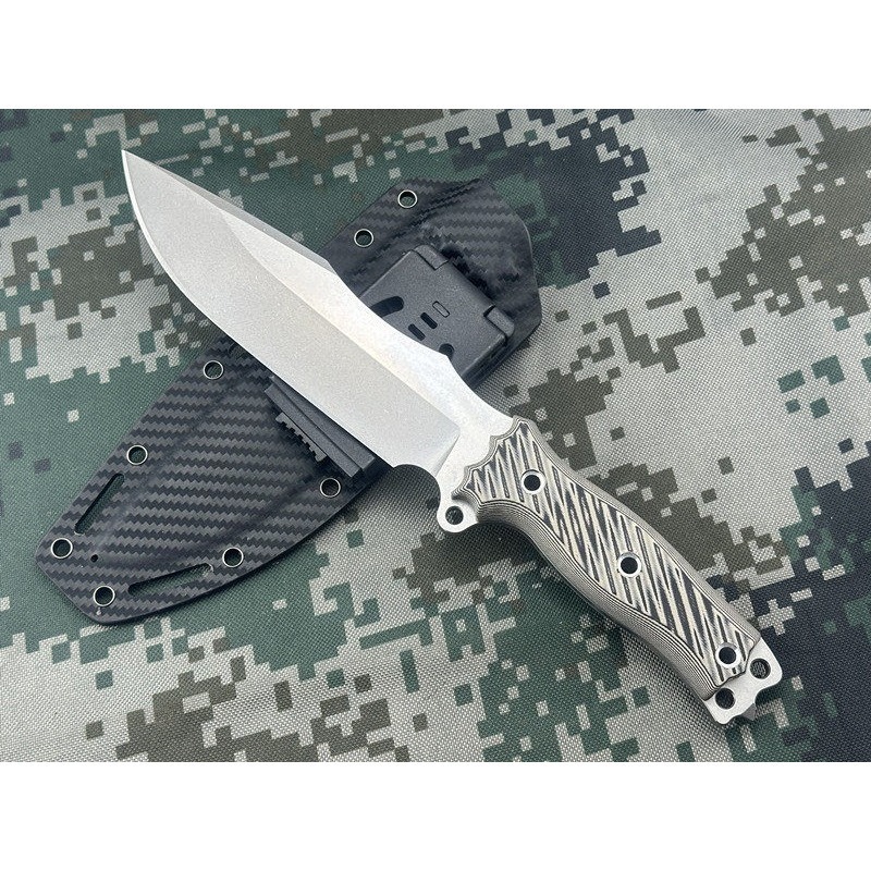Outdoor Adventure Hunt - Nóż survivalowy MB10 ze stali AUS-10